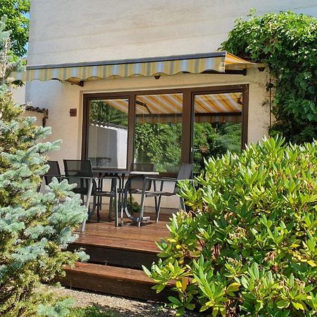 Gasthof Gruener Baum Кирхберг ам Вексел Екстериор снимка