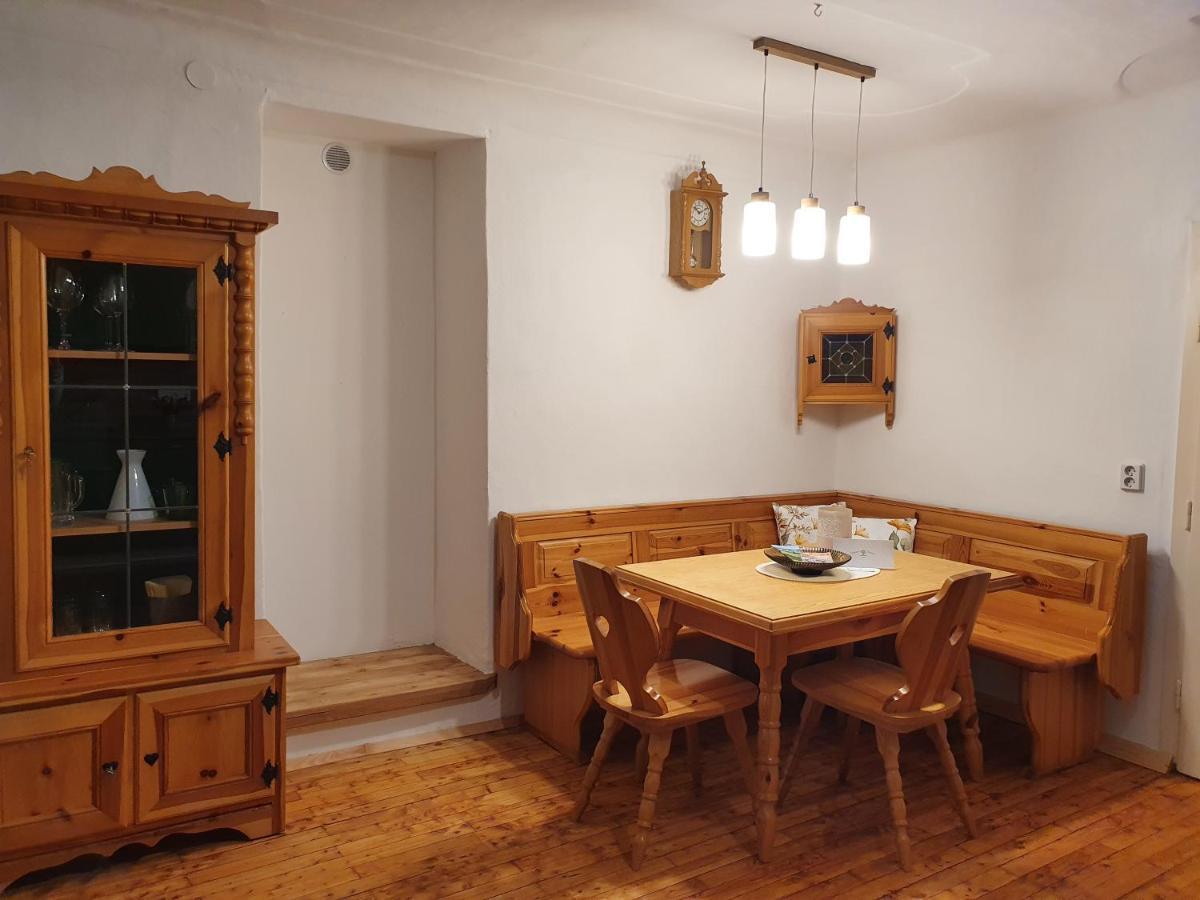 Gasthof Gruener Baum Кирхберг ам Вексел Екстериор снимка