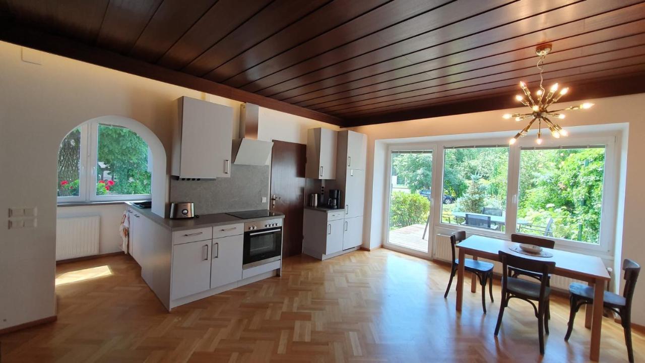 Gasthof Gruener Baum Кирхберг ам Вексел Екстериор снимка